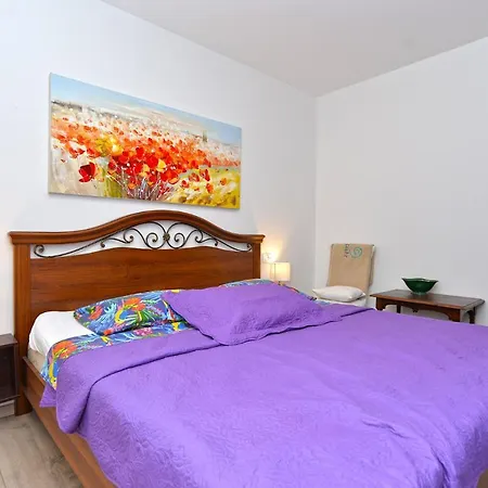 House Mirna 2177 Pula